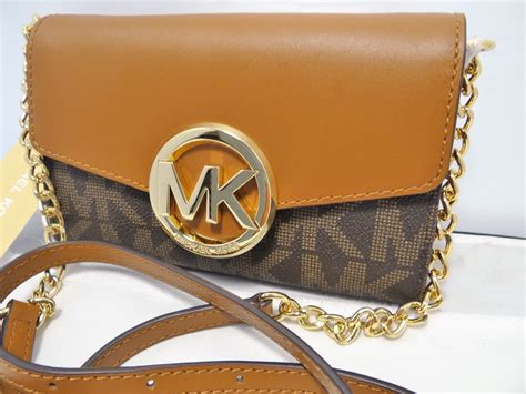 michael kors hudson lg phone crossbody|michael kors smartphone crossbody bag.